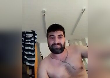 Joao 30yo from Portugal