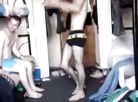 Hostel pantsing