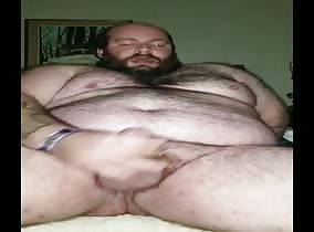 Fat jacker pops off a big load