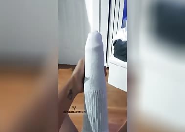 sock bulge 