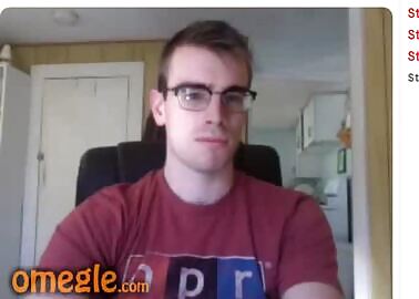 cam1736 sexy glasses guy with body hair