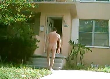 Hungry Pig - FRONT YARD PISS & CUM-NAKED