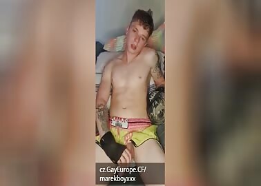 Czech twink  jerking off after a workout