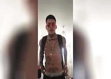 Latino Randoms 126