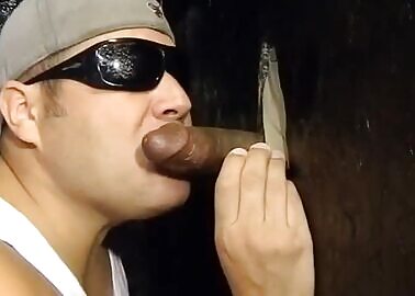 HANDSOME NAVY OFFICER WITH THICK COCK RETURNS IN UNIFORM
