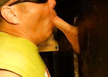 RICHMOND--18 YEAR OLD COCK RETURNS  XTube Porn Video from hoovermouth