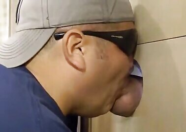 SAN DIEGO--SUCKING ITALIAN COCK FROM ORANGE COUNTY
