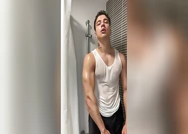 Watch @goldengeorgiii Perfect boy