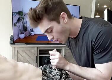 TSB - Lil bro interrupts Big bro doing yoga - blows him - 7 min