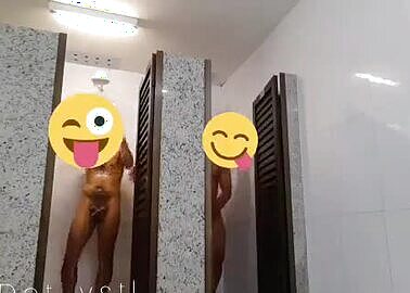 Gymshowersex