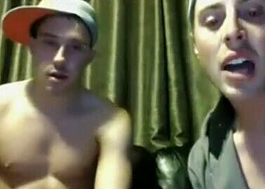 Friends wanking