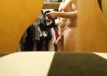 Exhibitionist on the fitting room