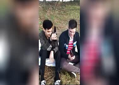Bebendo com amigo