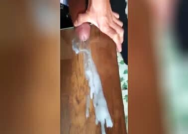 heavy cumshot