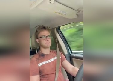 Guy cums in car