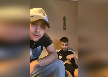 friends on cam