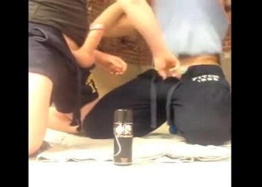 Friends help each other out