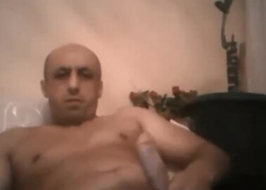 Bald smooth daddy wanking
