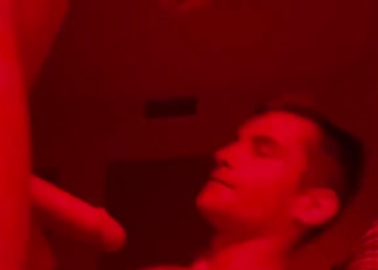 Straight guy threesome
