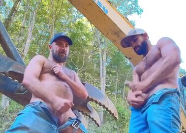 Redneck Bears Barebacking