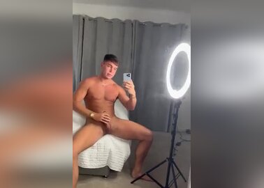 Sexy brad