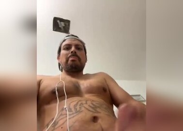 36yo from the USA
