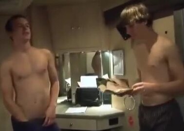 cute US twink showing for girl