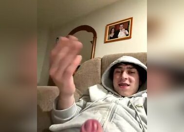 Gonalo 20yo from Portugal