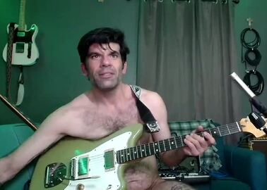 Hung Musician