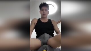 asian showing off