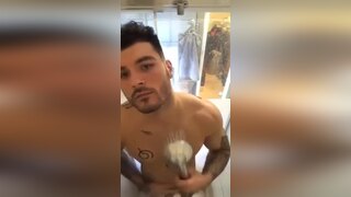 Shower stud