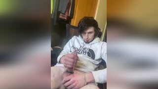 Wanker cums