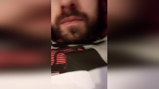 Hairy wanker cums