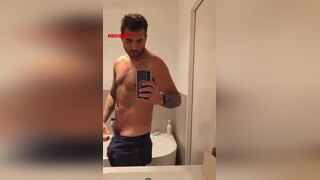 show off