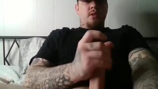 Guy Jerking and Cumming