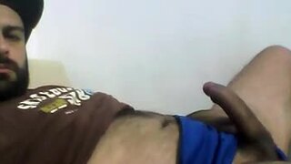 Bear cumming