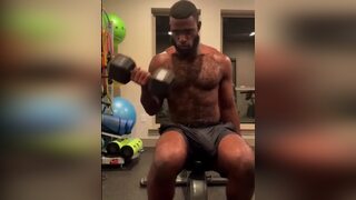 MASSIVE BBC BULGE WORKING OUT