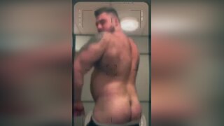 BEEFY Horny AF Gym DILF Shows Off Then Cums