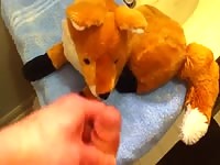 Fox gets a facial