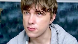 Uncut Cock Guy With Beautiful Green Eyes